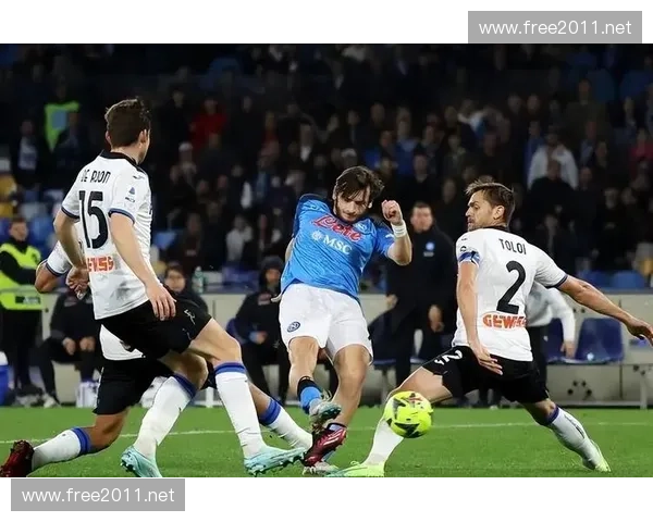 实时比分随时掌握 足球赛事直播一网打尽 球迷必备的精彩体验